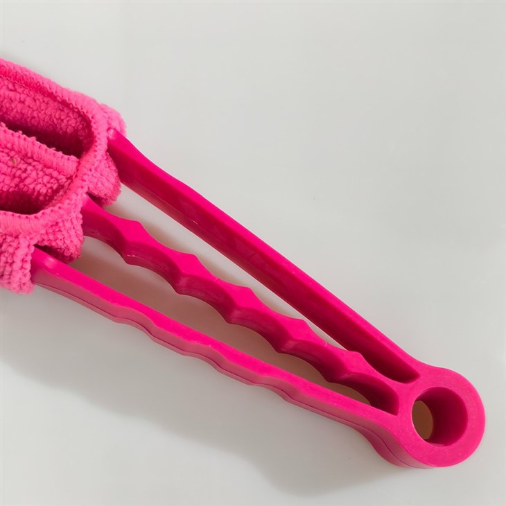 Handheld Microfiber Window Blind Cleaner Brush For Venetian Blinds factory